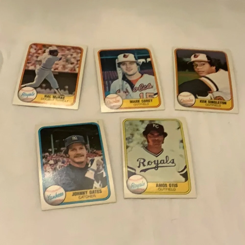 Bundle of Baseball Cards Lot 176